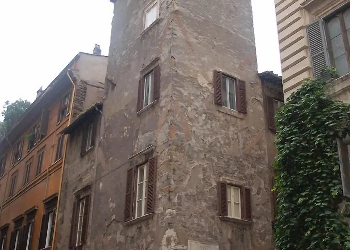 Konukevi Navona Tower Relais Roma