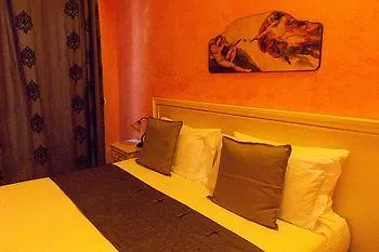 Konukevi Navona Tower Relais 4*